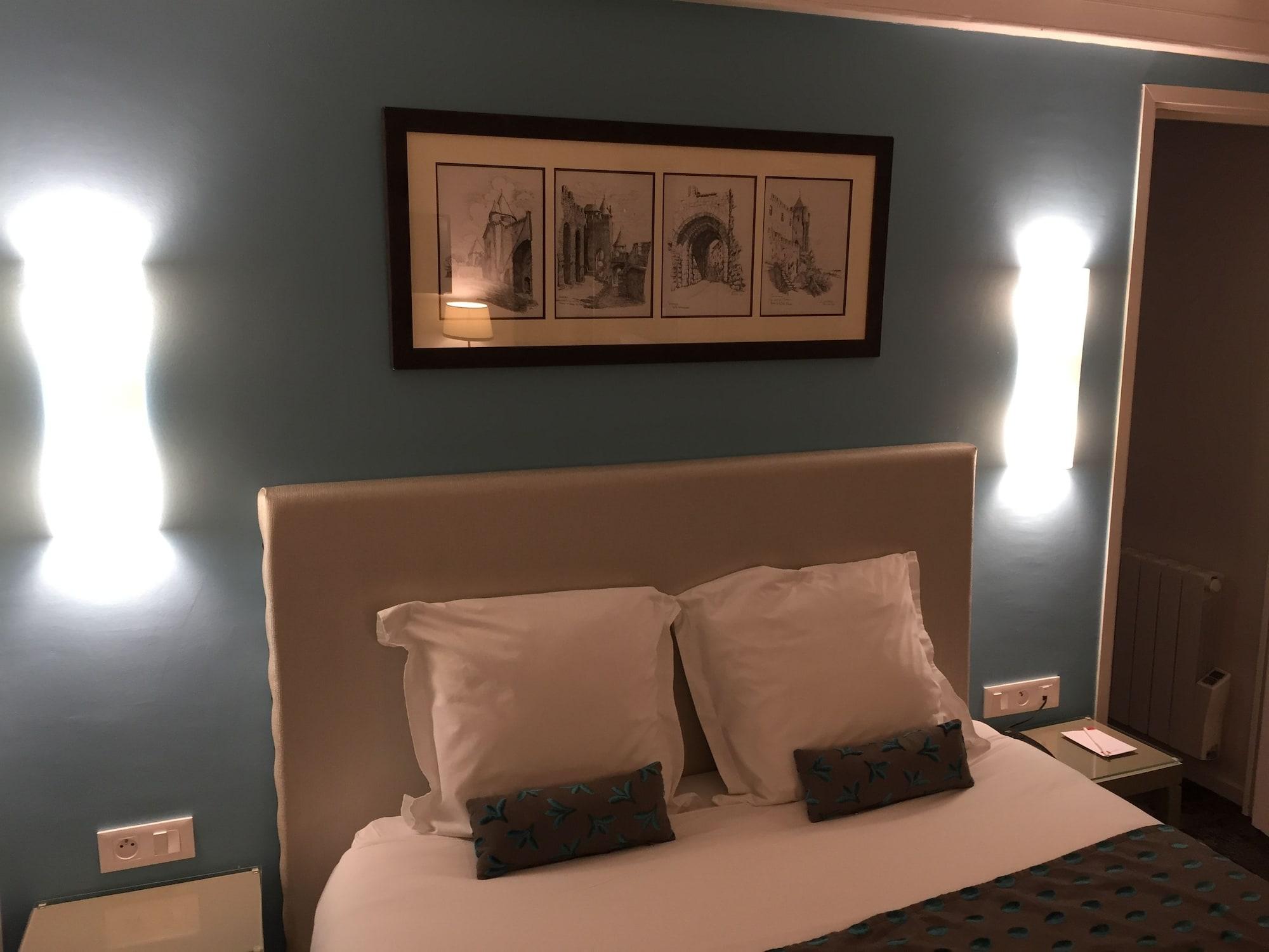 Du Pont Vieux Hotel